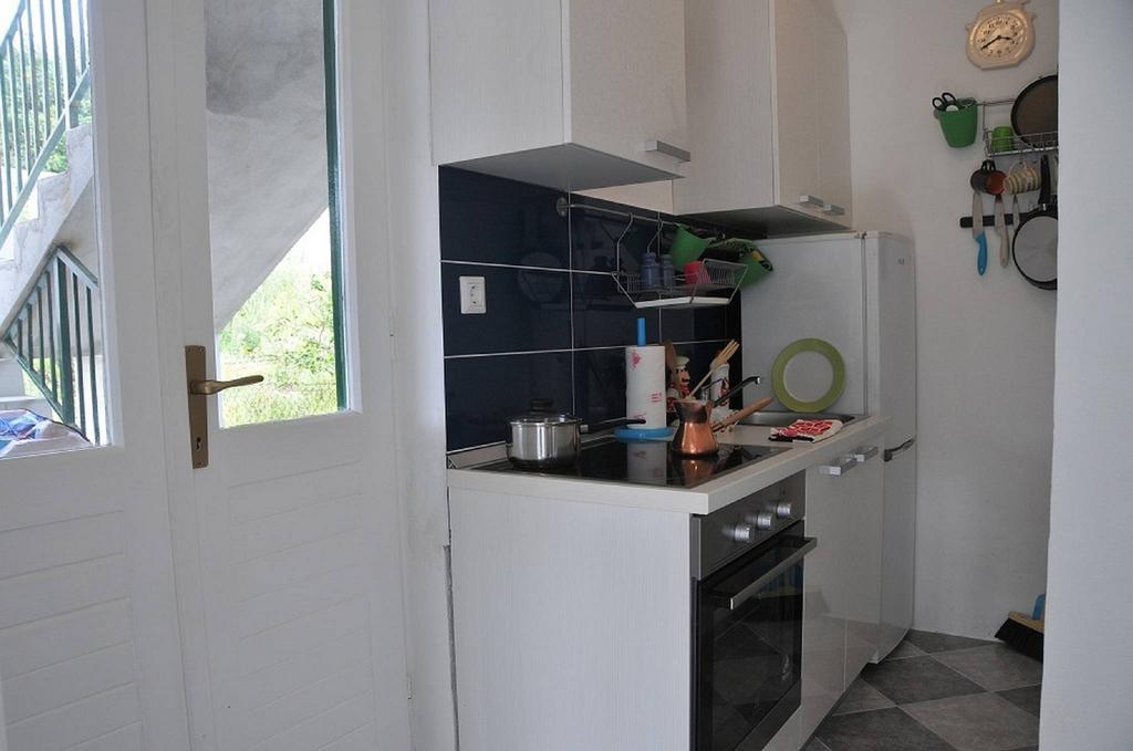 Apartment Stomorska Ngoại thất bức ảnh