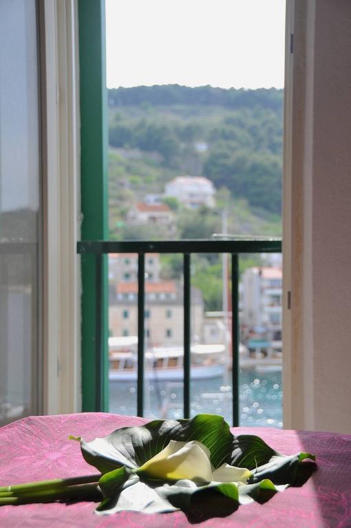 Apartment Stomorska Ngoại thất bức ảnh