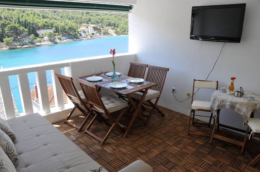 Apartment Stomorska Ngoại thất bức ảnh